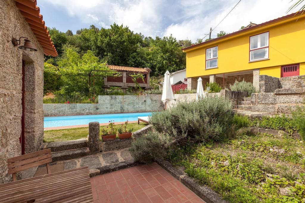 Casa Do Eido - Sustainable Living & Nature Experiences Герес Екстериор снимка