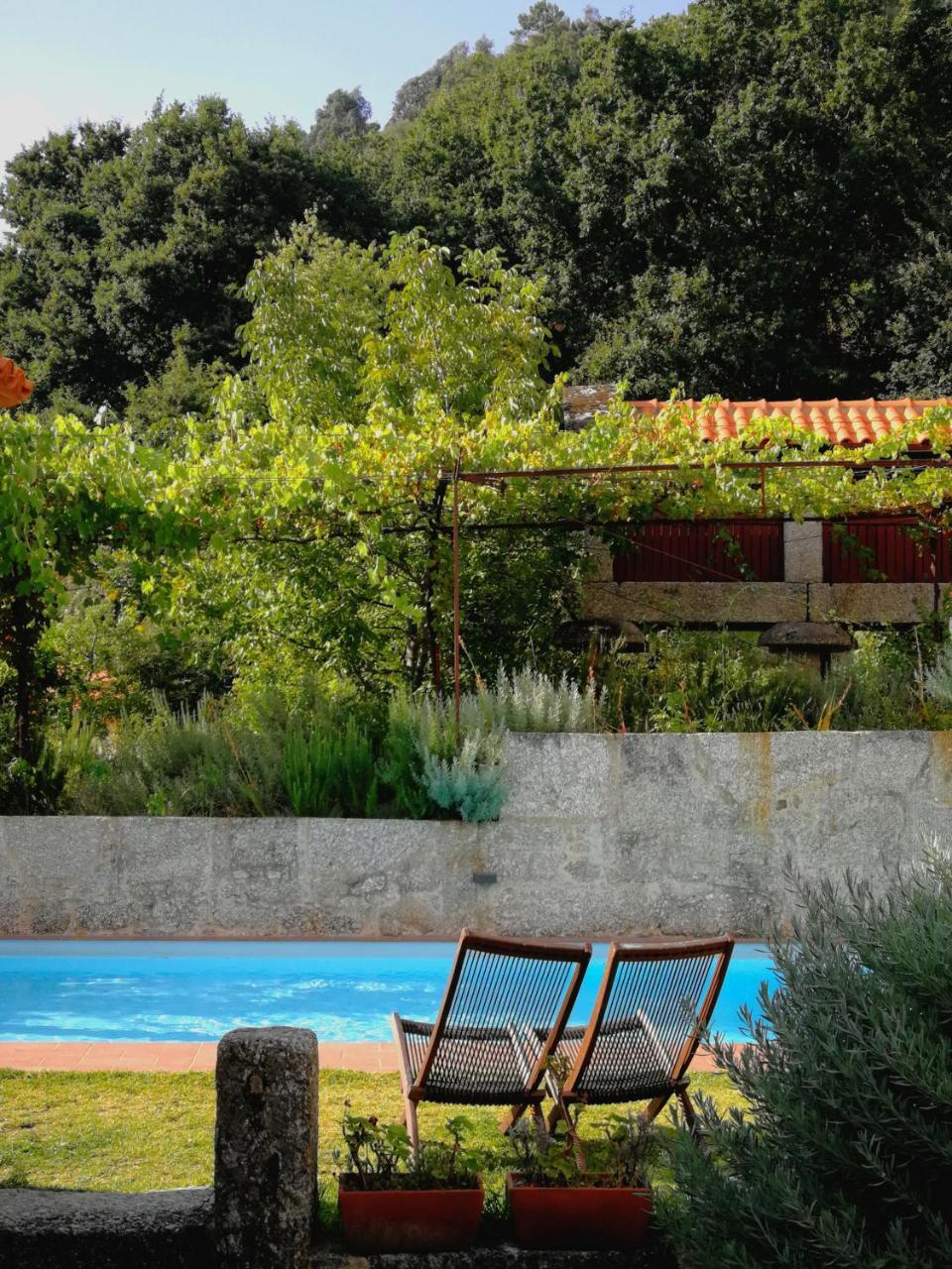 Casa Do Eido - Sustainable Living & Nature Experiences Герес Екстериор снимка