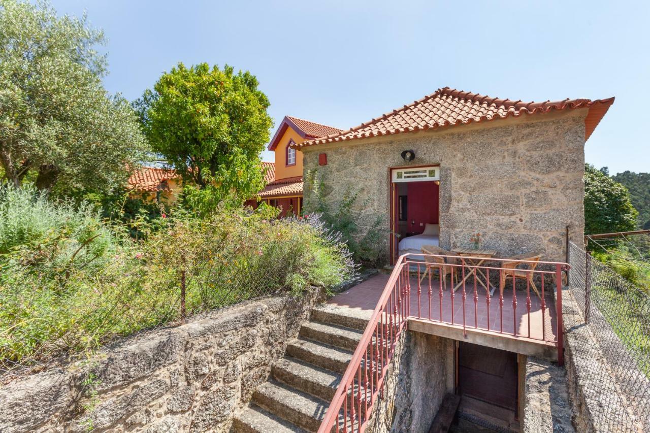Casa Do Eido - Sustainable Living & Nature Experiences Герес Екстериор снимка