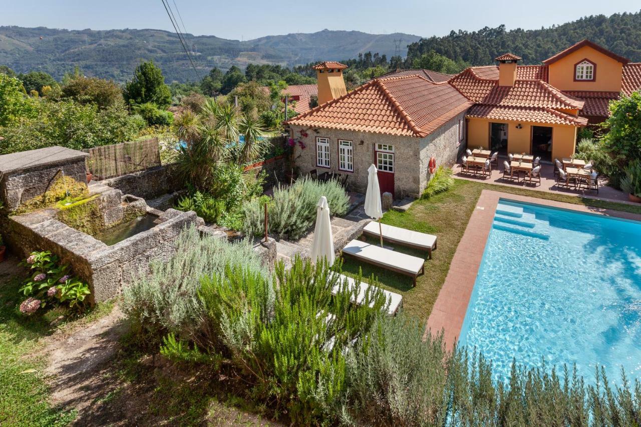 Casa Do Eido - Sustainable Living & Nature Experiences Герес Екстериор снимка